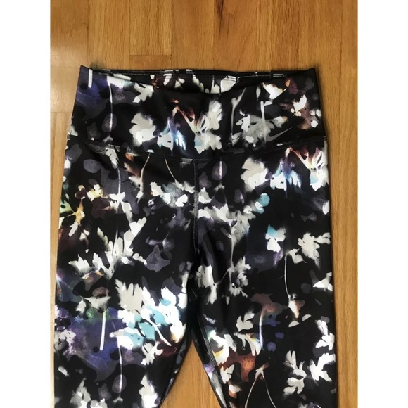 NWT WOMEN’S NIKE DRI/TIGHT Long RUNNING TIGHTS S - Picture 2 of 5